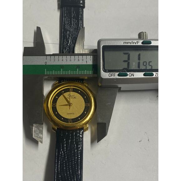 Vintage Oscar De La Renta Unisex Watch Gold With main image 3